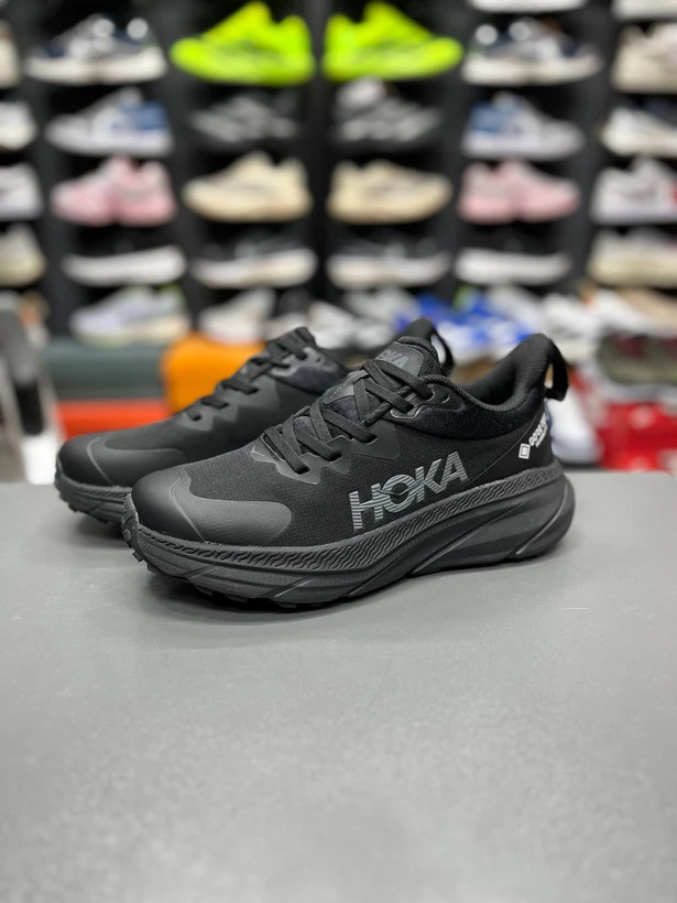 کتونی مسترکوالیتی درجه ۱ / هوکا چلنجر آرت ۷ / hoka challenger art 7، / ساخت ویتنام وارداتی / سایز ۴۰الی ۴۵ / بالاترین کیفیت بازار ضمانت اصالت کالا