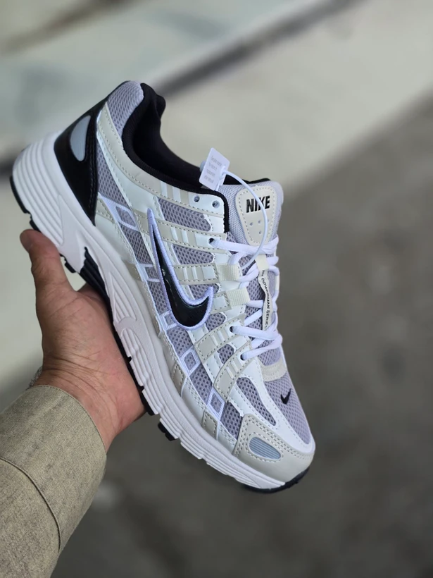 کتونی نایک nike p-6000 ساخت ویتنام  سایز ۴۰ تا ۴۵ دارای رنگبندی مختلف . فروش به صورت تک و عمده