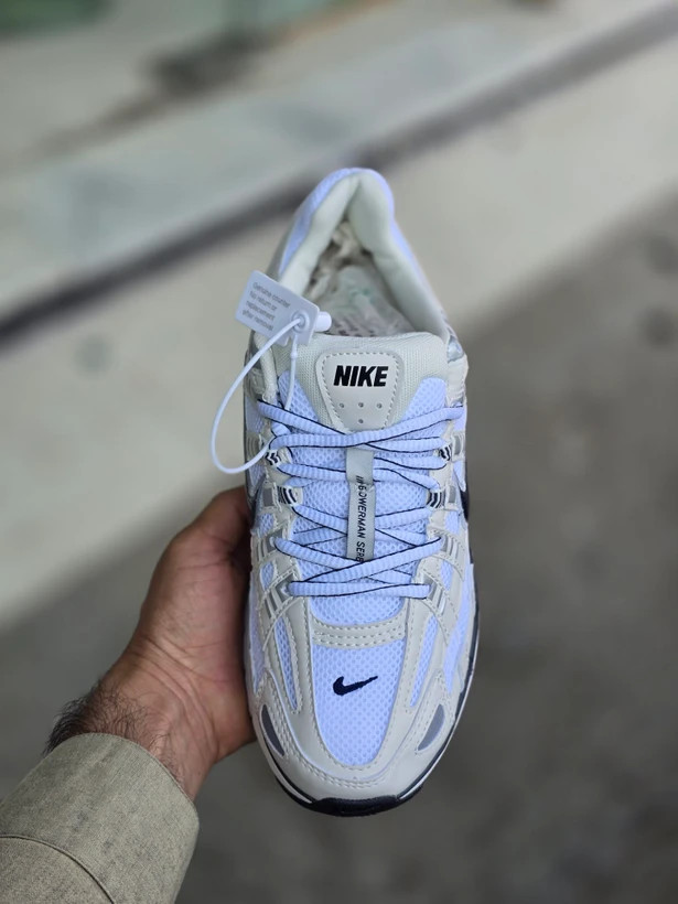 کتونی نایک nike p-6000 ساخت ویتنام سایز ۴۰ تا ۴۵ دارای رنگبندی مختلف . فروش به صورت تک و عمده