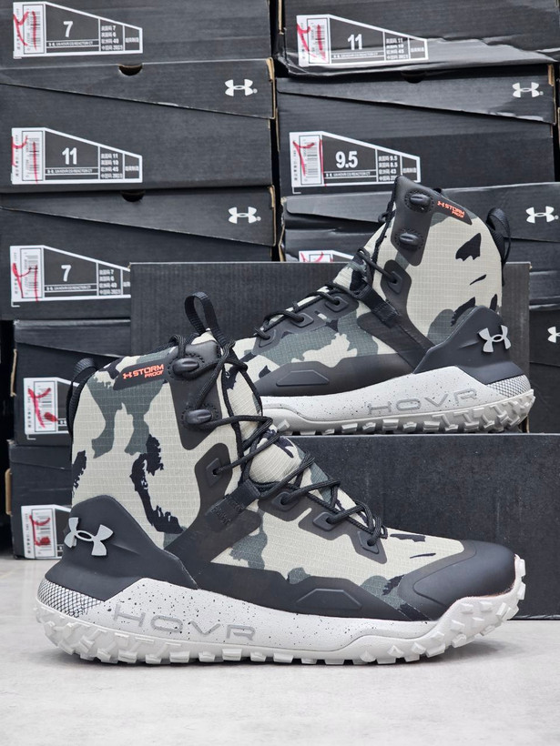 بوت آندرارمور / مدل هاورداون ضد آب / Under armor hovr / ساخت ویتنام وارداتی / بالاترین کیفیت / سایز۴۰الی ۴۵ / فروش تکی و عمده / ضمانت کیفیت کالا /