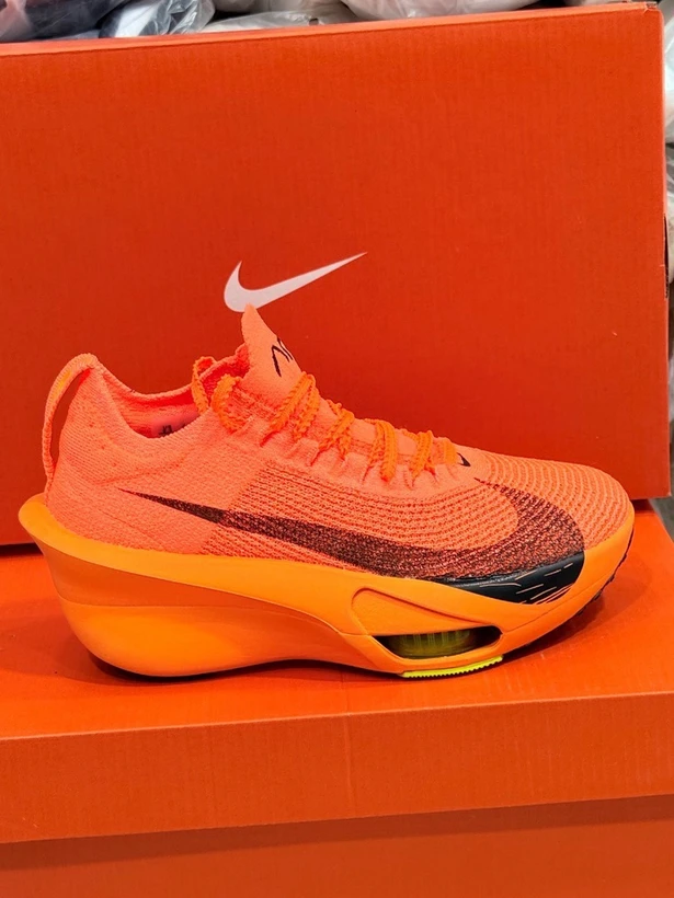 کتونی نایک آلفافلای ۳ مسترکوالیتی/سایز 40 الی 45/ساخت ویتنامNike Alphafly 3/فروش تک و عمده