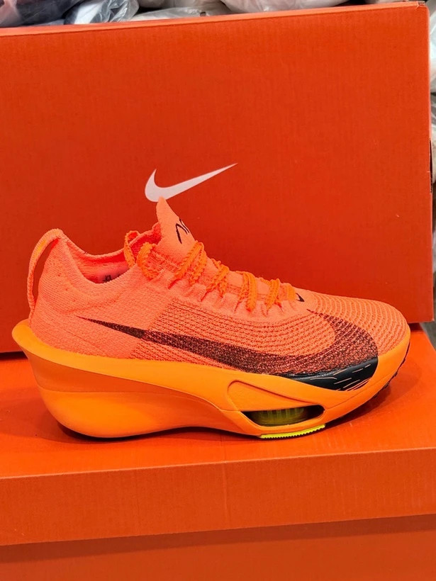 کتونی نایک آلفافلای ۳ مسترکوالیتی/سایز 40 الی 45/ساخت ویتنامNike Alphafly 3/فروش تک و عمده