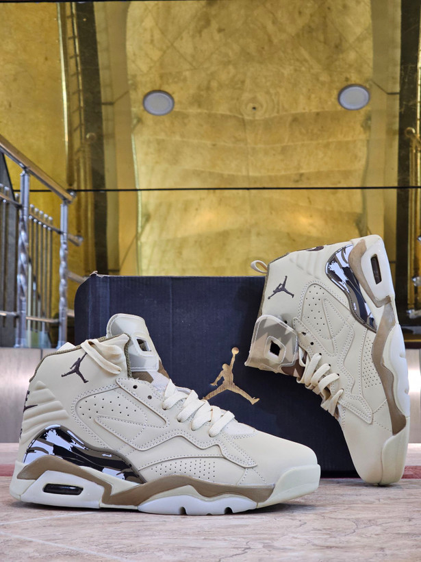 کتونی نایک ایر جردن ۲۳ /nike Air jordan 23 / ویتنام وارداتی / سایز ۴۰ تا ۴۵ / مسترکوالیتی a درجه یک / دارای ضمانت کالا / بسکتبالی