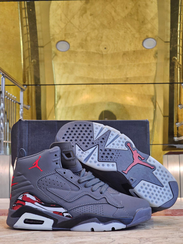 کتونی نایک ایر جردن ۲۳ /nike Air jordan 23 / ویتنام وارداتی / سایز ۴۰ تا ۴۵ / مسترکوالیتی a درجه یک / دارای ضمانت کالا / بسکتبالی