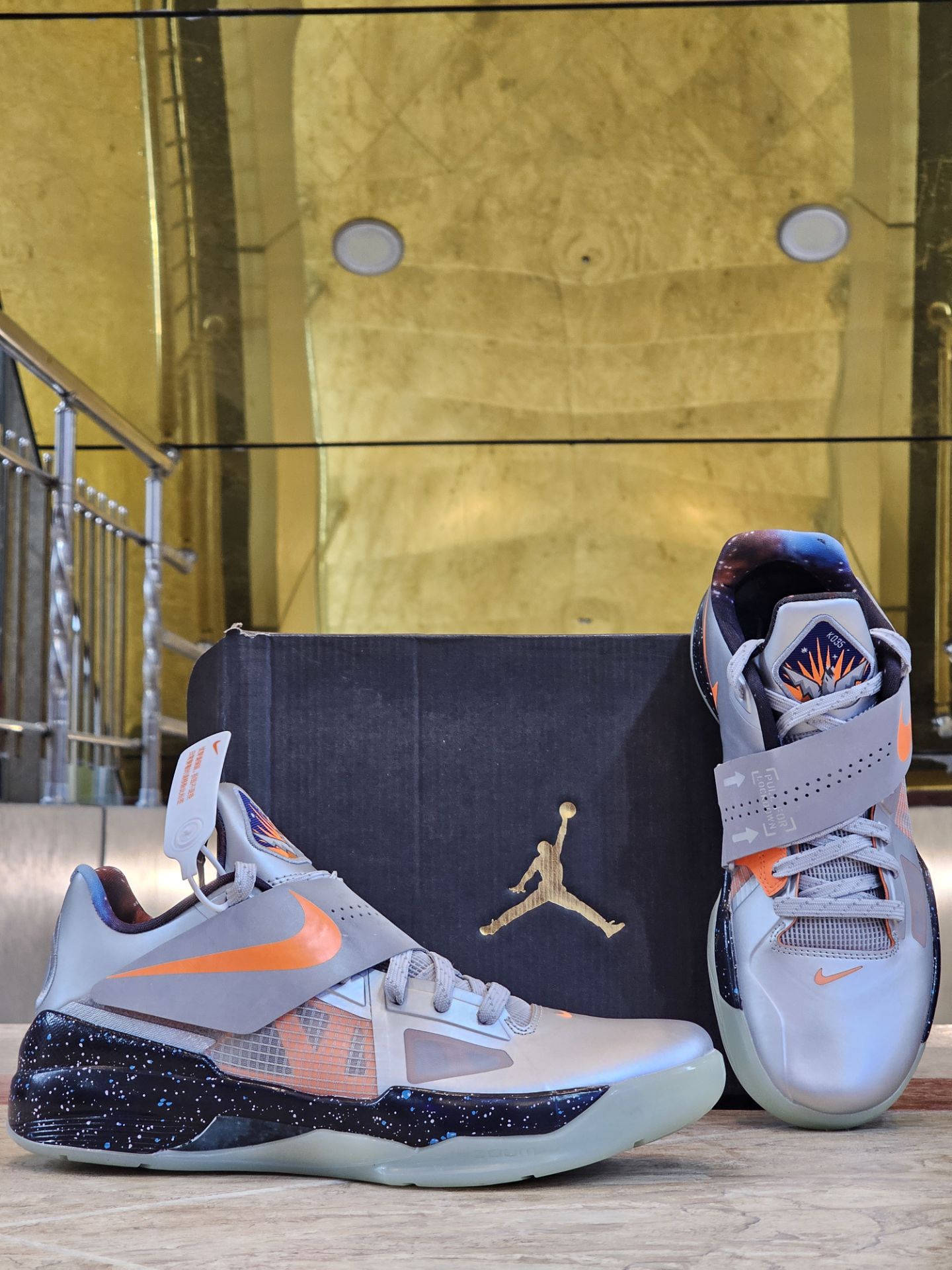 کتونی نایک کی دی فور / Nike KD 4 / سایز ۴۰ تا ۴۵ / مستر کوالیتی a / دارای ضمانت کالا / فروش به صورت تک و عمده / ویتنام وارداتی / بسکتبالی