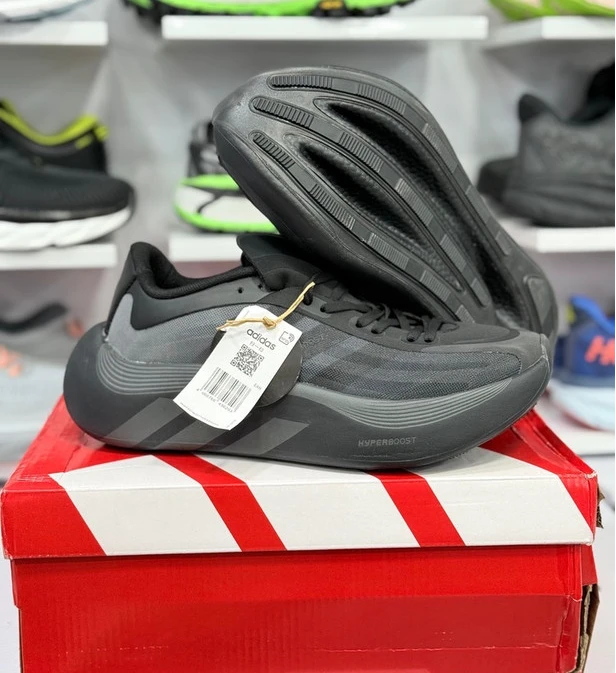 کتونی آدیداس هایپربوست/ مسترکوالیتی / سایزبندی ۴۰ تا 45 / Adidas Hyper boost / فروش تک و عمده